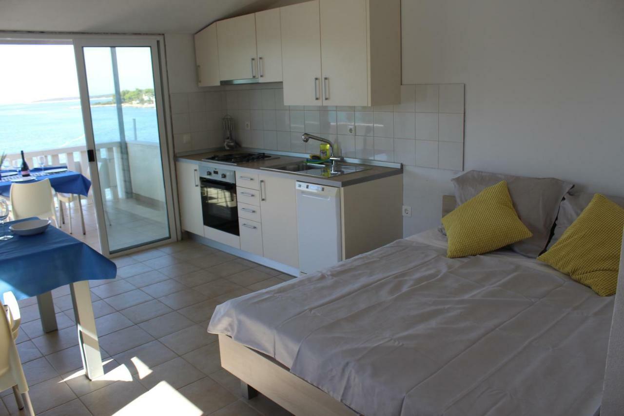 Apartments Andrea Vela Luka Ngoại thất bức ảnh