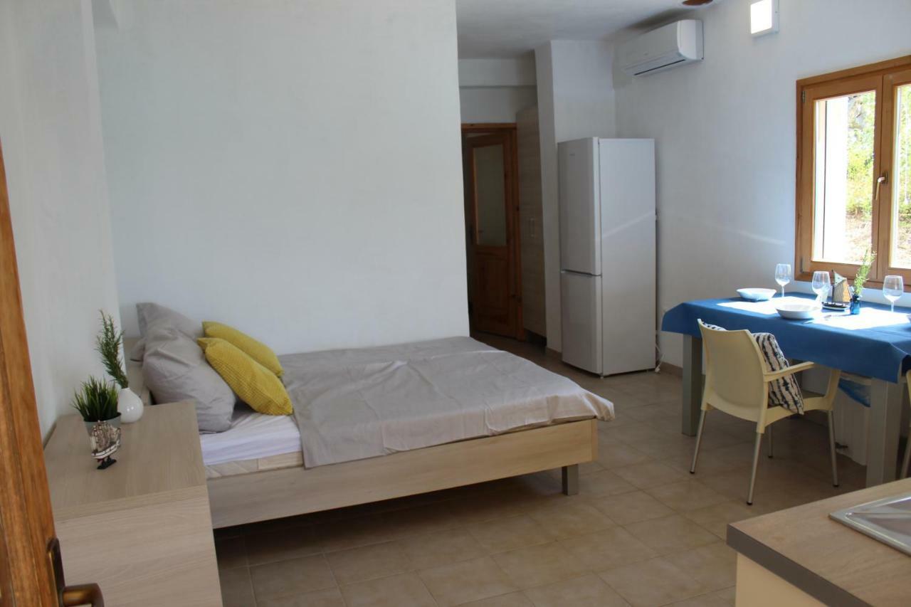 Apartments Andrea Vela Luka Ngoại thất bức ảnh